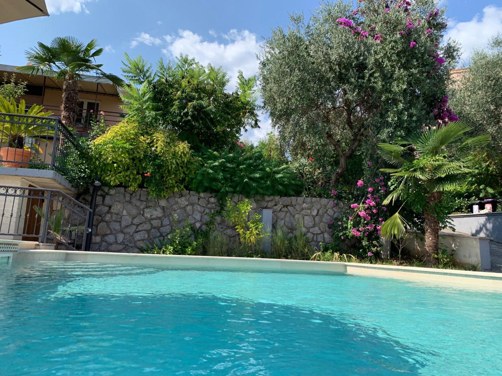 Grand Pool Apartment Ika-Opatija Exterior photo